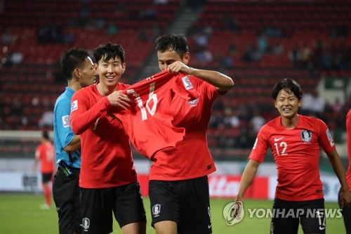 -아시안컵- 한국, 바레인에 2-1 진땀승…카타르와 8강 격돌(종합2보)
