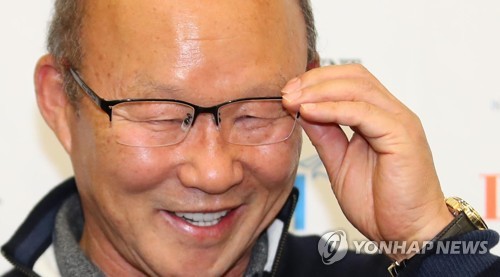 금의환향한 박항서 감독 도쿄 향해 다시 뛴다