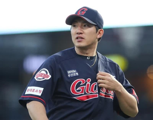 롯데, '6월 에이스' 장시환 앞세워 두산전 9연패 탈출(종합)