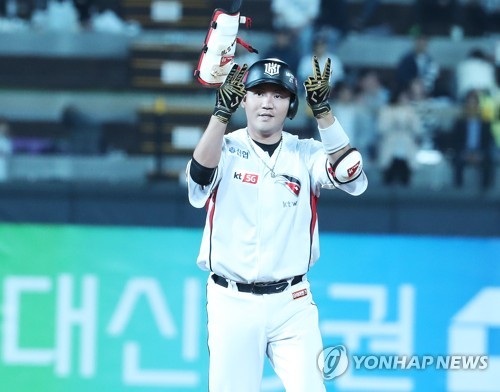 롯데, '6월 에이스' 장시환 앞세워 두산전 9연패 탈출(종합)