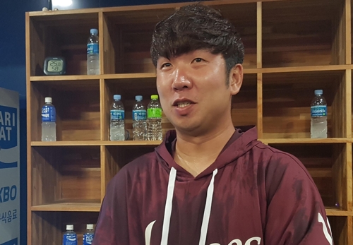 '330일 만의 선발승' 신재영 PO 5차전 많이 잊었어요