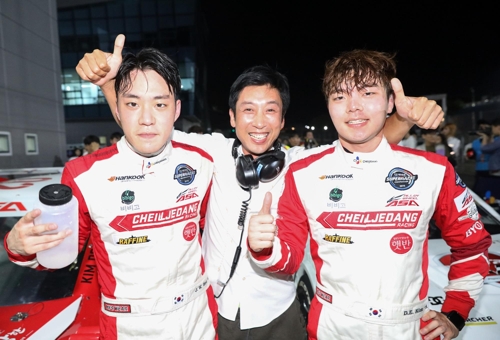 김동은, 슈퍼레이스 4R '폴 투 윈'…37개월 만에 우승