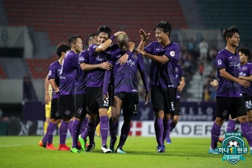 '호물로 프리킥 결승골' 부산, 수원에 1-0 승리…2연승