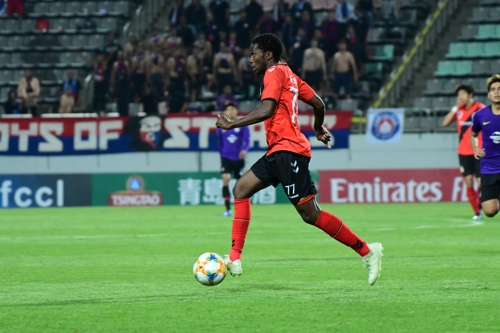 경남FC, 부상 네게바와 계약해지…오스만 영입(종합)