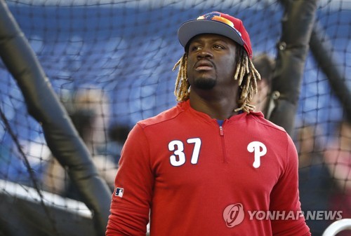 여자 친구 때린 MLB 선수, 올 시즌 잔여 경기 출전 정지