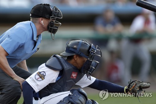美 독립리그에서 프로야구 최초로 타자가 '1루 도루'