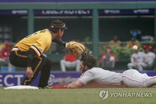 추신수 1안타…강정호·최지만 무안타 침묵