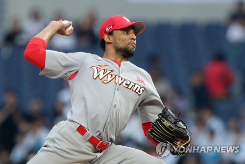 '산체스 12승+로맥 17호' SK, 롯데 완파하고 2연승