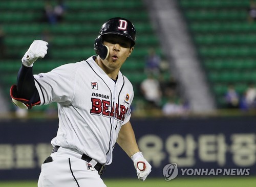 김재환 37일 만에 3점 홈런 '쾅'…두산, 롯데전 3연패 탈출