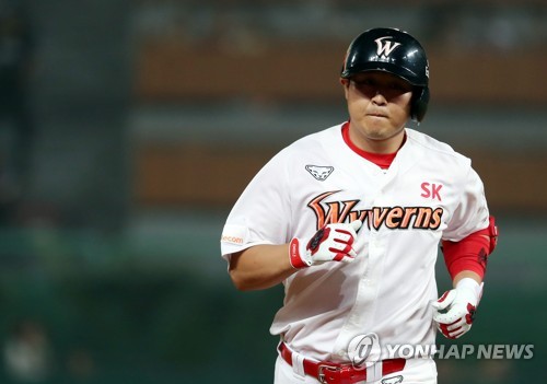단독 1위 SK, 또 4연승…키움, 두산 제치고 2위 탈환(종합)