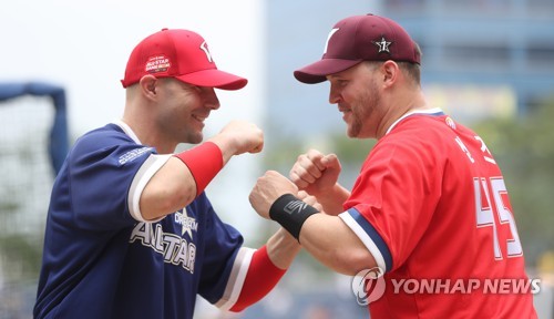 SK 로맥, 샌즈 꺾고 프로야구 올스타 홈런레이스 우승