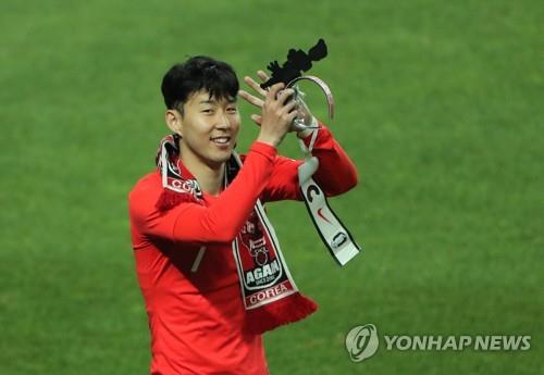 김신욱, 벤투호 첫 승선…손흥민·황의조·이강인도 발탁