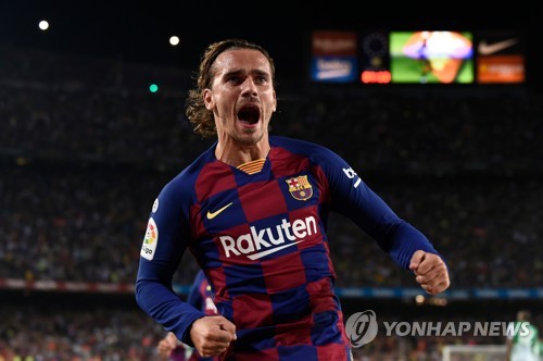 그리에즈만, 바르사 데뷔골 등 2골 1도움 활약…팀은 5-2 대승