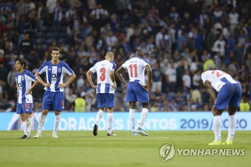 포르투, 9년 만에 UCL 본선 좌절…아약스는 PO행