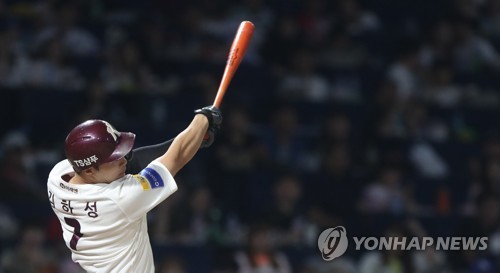 키움 김하성, 3년 만에 도루＞홈런…자리에 맞추는 것