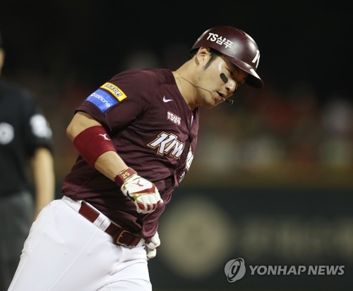 SK, 70승 선착…정규리그 우승 확률 79.3% 잡았다