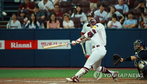 '린드블럼 18승' 두산, 키움 1경기 차로 추격