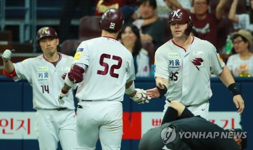 '자책하는 홈런 2위' 박병호 전반기 부진 꼭 만회해야죠