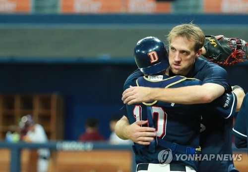 패배 잊은 두산 린드블럼, 외국인 역대 최다 25승 페이스