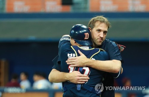 MLB스카우트 몰고 다니는 린드블럼 미국 진출, 내 의지로 안돼
