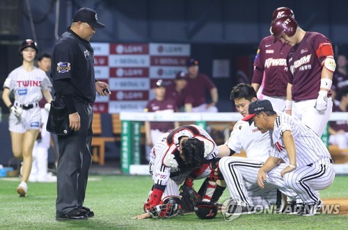 '위험한 스윙' 박동원, 이성우에게 사과…위로받아