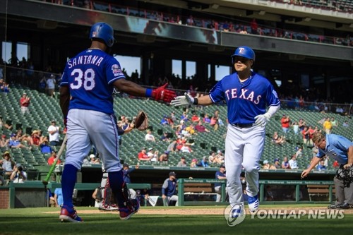 추신수, MLB 텍사스 선정 '글로브라이프파크 올스타'