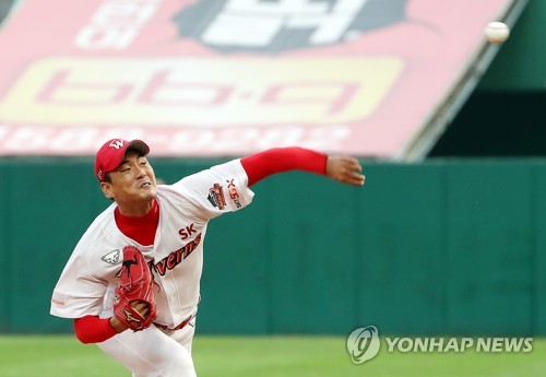 1위 SK, 꼴찌 롯데 꺾고 3연패 탈출…김광현·최정 투타 맹활약
