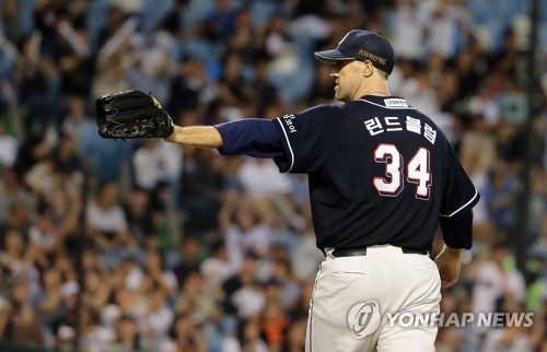 20승 달성한 린드블럼, 1점대 평균자책점에 투수 부문 4관왕까지