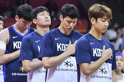 부상 악재에도 투혼 발휘한 태극전사…월드컵 14연패 끊고 1승