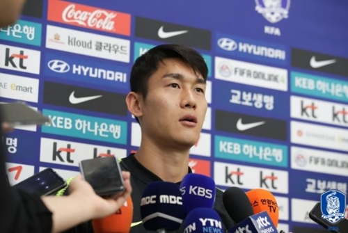 벤투호 맏형 이용 골키퍼를 골대로 넣은 김신욱,간절함 느껴져