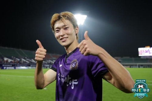 '윌리안 PK 결승골' 광주, 아산 3-1로 꺾고 5경기 무승 '탈출'