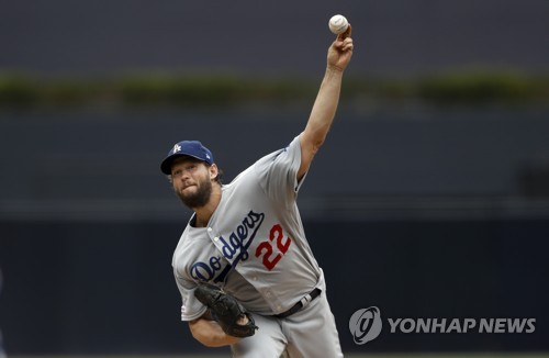 커쇼 6이닝 무실점 정규리그 마감…MLB 다저스 103승째