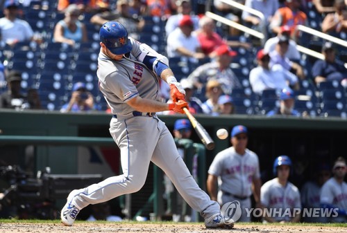 무서운 신인 알론소, 45호 홈런 쾅…NL 홈런 선두