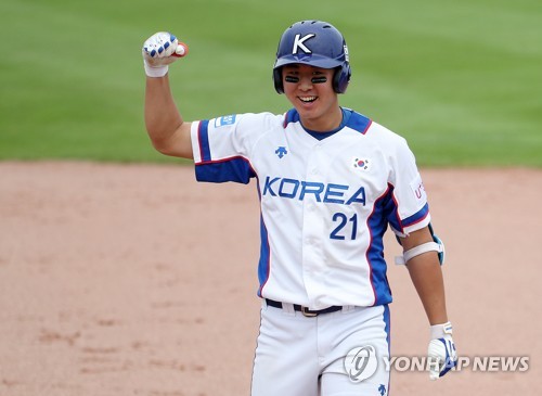 MLB 스카우트 몰고다니는 장재영 관심? 아직 잘 모르겠어요