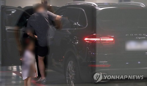 NC 일부 선수들 홈구장 임산부 주차구역 상습 불법주차 '빈축'