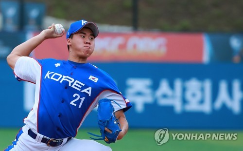 '박주홍 투런포' 한국청소년야구, 중국 꺾고 조 1위 확정