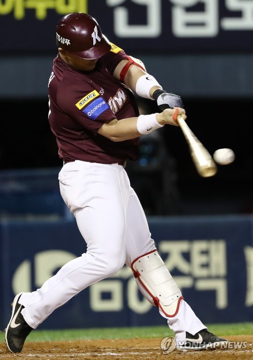 이승호, 후랭코프에 판정승…3위 키움, 두산 1.5경기 차 추격