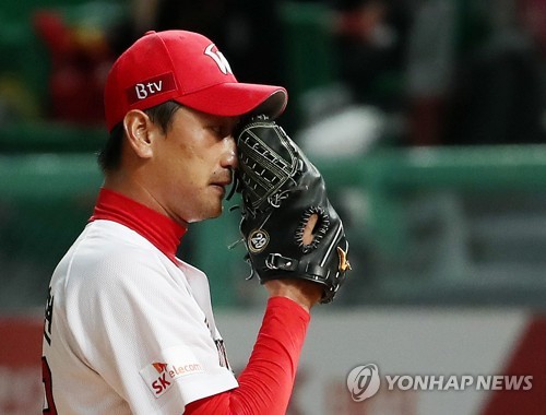 양현종 무사사구 완봉승…린드블럼·김광현은 패전(종합)