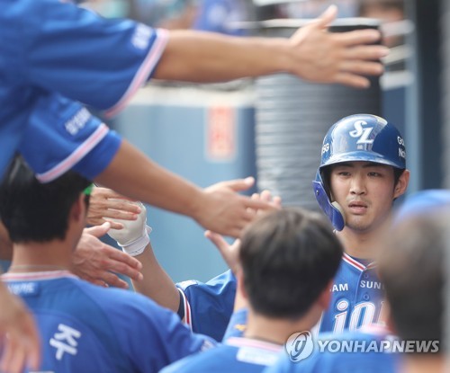 '9회말 동점포' NC, 두산과 무승부…와일드카드 확정