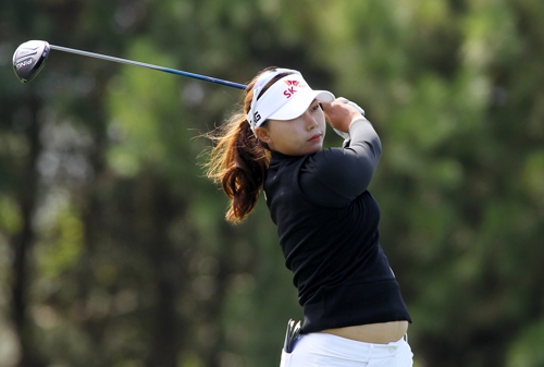 김지영, KLPGA 하나금융그룹 챔피언십 3R 단독 선두