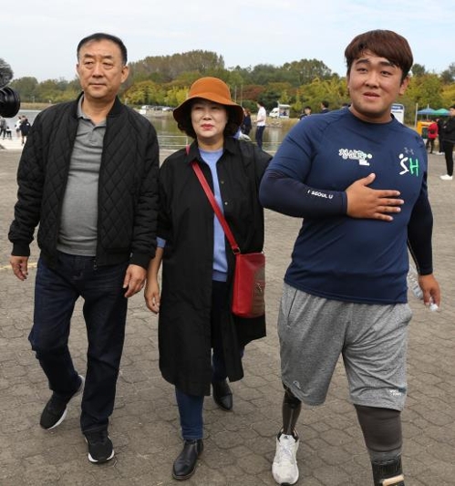 북한 목함지뢰 피해자 하재헌, 장애인체전 조정 금메달
