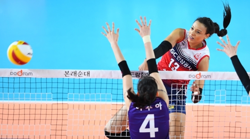 한국전력·KGC인삼공사, 나란히 첫 승…장병철 감독 데뷔승(종합)