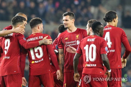 메시, 유럽 챔스 사상 첫 15시즌 연속 득점…바르사는 2-1 승리