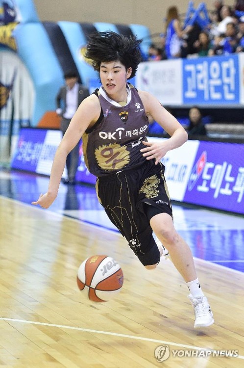 [여자농구개막] ③'기대주' 박지현·이소희, 누가 더 자랐나