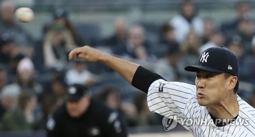 MLB 양키스 3회에만 7득점 쇼…ALCS 진출에 1승만 더