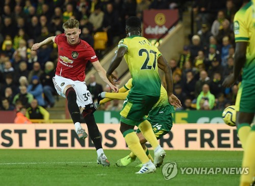 EPL 첫 2천호골·8개월만에 원정승...맨유 솔샤르 오늘처럼만
