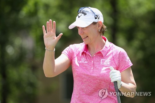 은퇴한 '골프 여제' 소렌스탐, 12월 '父子 골프대회' 첫 출전