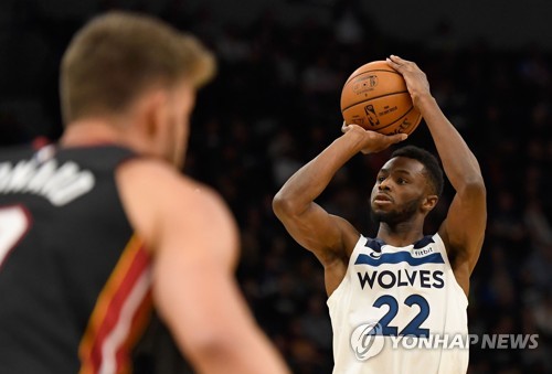 NBA 미네소타, 나 홀로 3연승…위긴스 25득점(종합)
