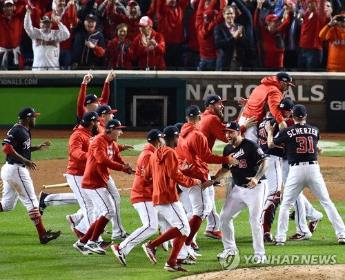 다저스 꺾은 MLB 워싱턴, 창단 50년 만에 첫 내셔널리그 우승