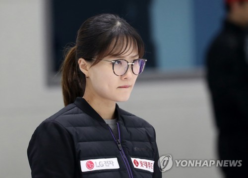 컬링 '팀 킴', 돌아온 '안경선배'와 함께 회장배 우승